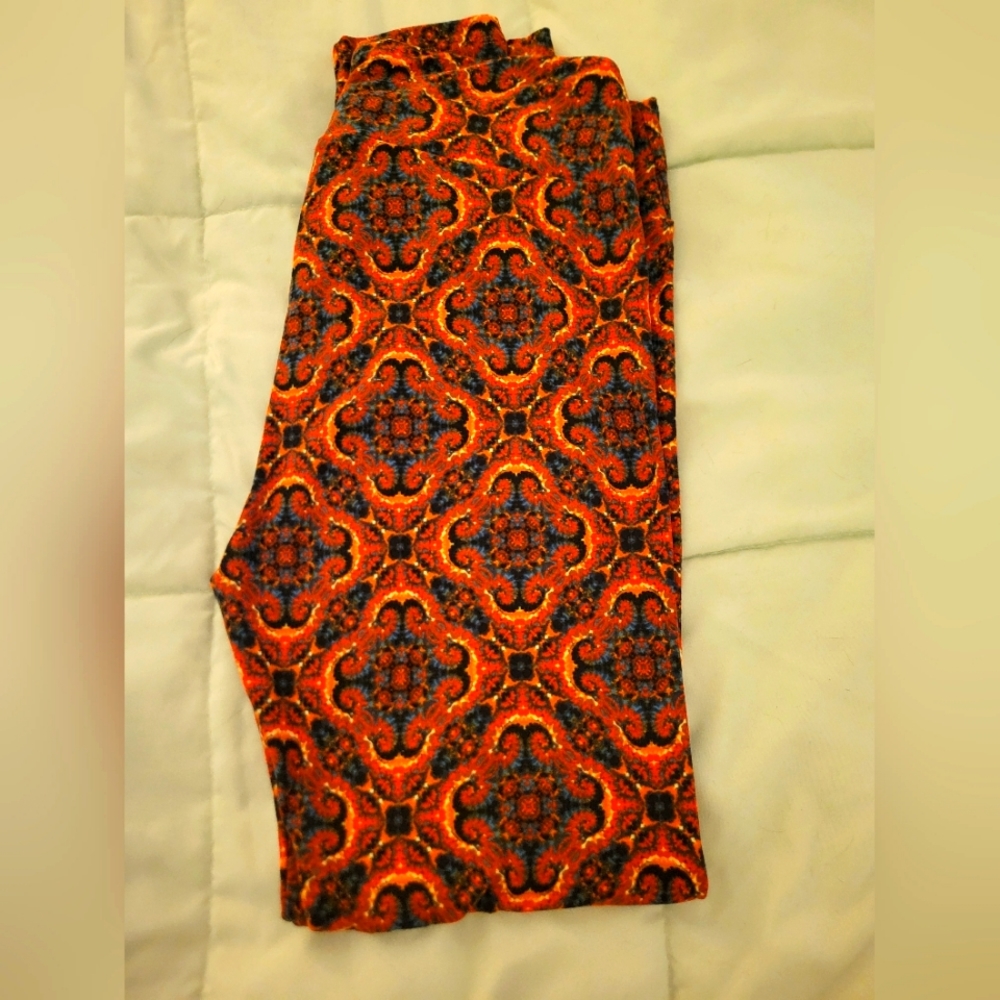 Lularoe leggings size TC